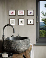 Série Universo Feminino //Perfume Borrifador // Silvia Ruiz